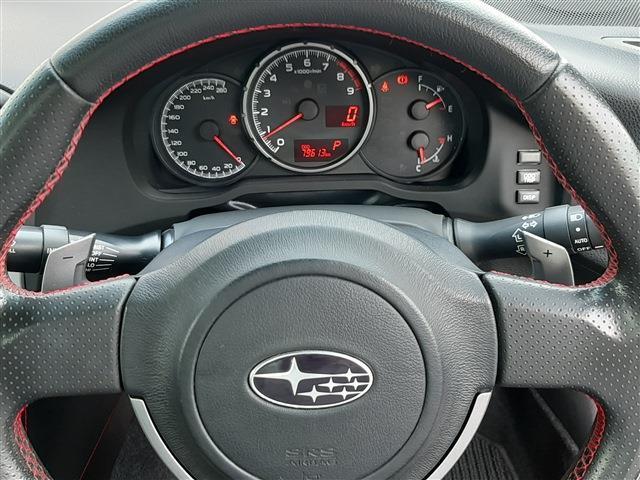 ■　装備4　■　パドルシフト：ATですが手元でお手軽にシフトチェンジ可能な装備です！