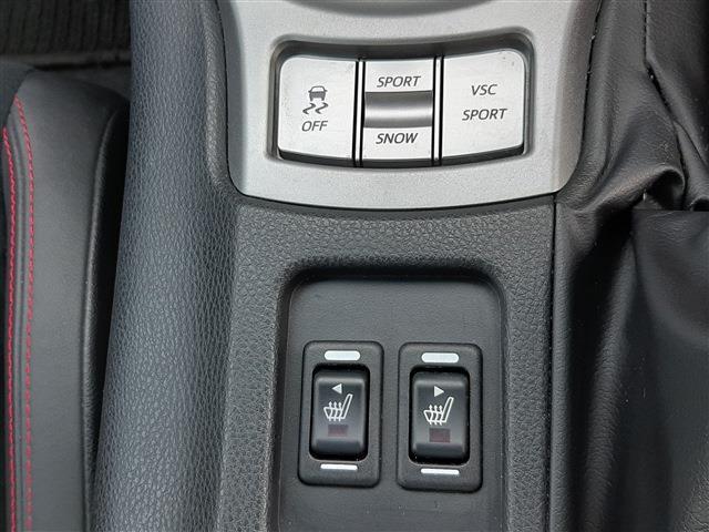 ■　装備5　■　シートヒーター：エアコンより早く暖まります！冬の必須装備です！