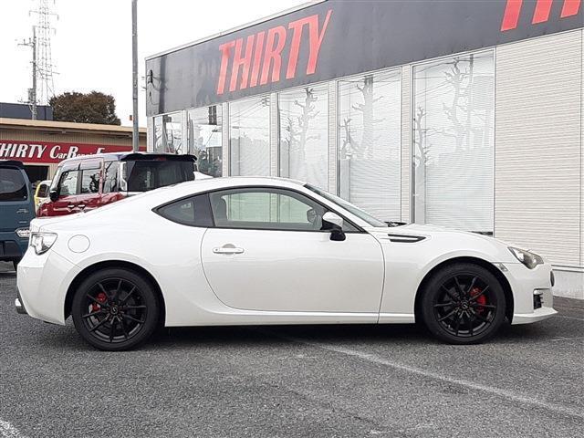 ■　外装右側　■　磨き職人の手によってボディーの薄傷や洗車傷などもキレイに！持続効果3年を実証済みのガラス系コーティング！ハイパーコートPRO！！ 光り輝く車に乗りたいお客様におすすめのオプションです。