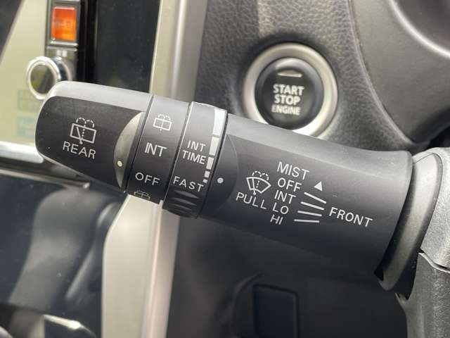 【運転席操作部】快適なドライブを楽しむための機能が装備されています！運転席から触れるので、使いやすいです！除菌プランいれていただくと、さらに清潔で安心していただけます！