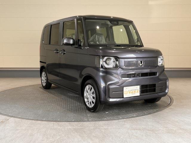 グループ年間販売台数は4，000台以上！！大量販売・大量仕入によって低価格での提供を実現しています！