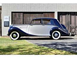 1948年製、シルバーレイスのご紹介です。戦後ロールスロイス初の大型モデル。