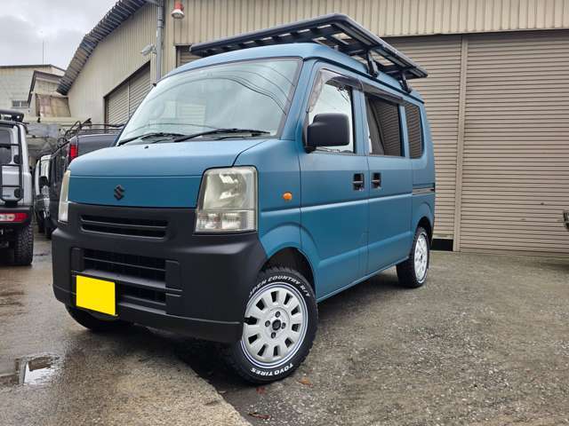 巷で話題の日帰り塗装のMr　matblack様にフルラプターライナーで全塗装しております