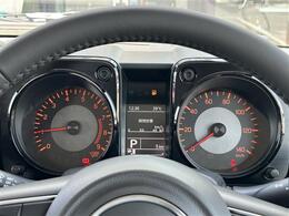 【スピードメーター】メーターがシンプルで見やすく運転しやすいですね！