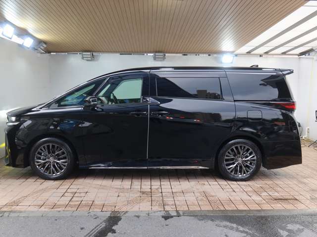 全国各地、お車納車できます！！車庫証明や面倒なお手続きも代行できます。初めてのご購入も安心できるように、丁寧にご説明致します。詳細写真もメールでお送りすることも可能ですのでお気軽にお申し付けください。