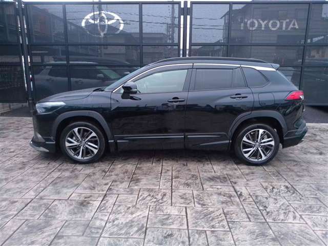 荷物をたっぷり載せて広々ドライビング♪夏でも冬でも、アウトドアやショッピングを思い切り楽しみましょう！