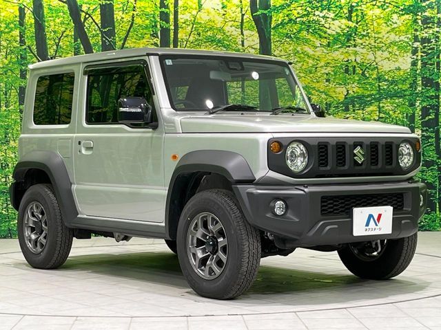大好評のボディコーティング「弾スプラッシュコート」もご納車までに施工可能。通常のガラスコートと異なる、耐久年数6年の無機質ガラスコーティングが、ボディをキレイな状態に保ってくれます。