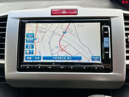 【ナビゲーション】ルーフモニター・バックカメラ・フルセグTV・DVD・Bluetooth機能付き♪
