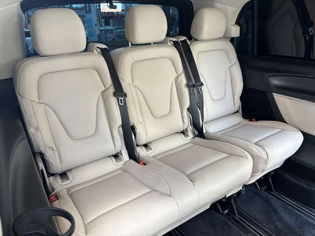 朝10時から夜19時まで営業しています！ご来店、お問い合わせをお待ちしております。