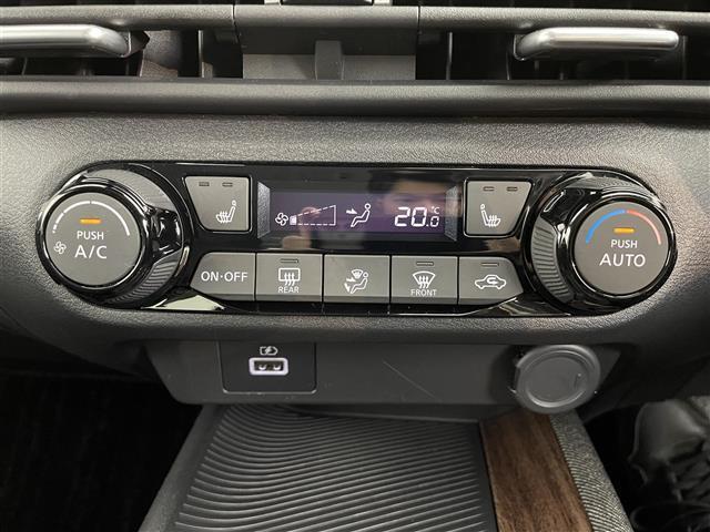 【　オートエアコン　】車内温度を感知して自動で温度調整をしてくれるのでいつでも快適な車内空間を創り上げます！