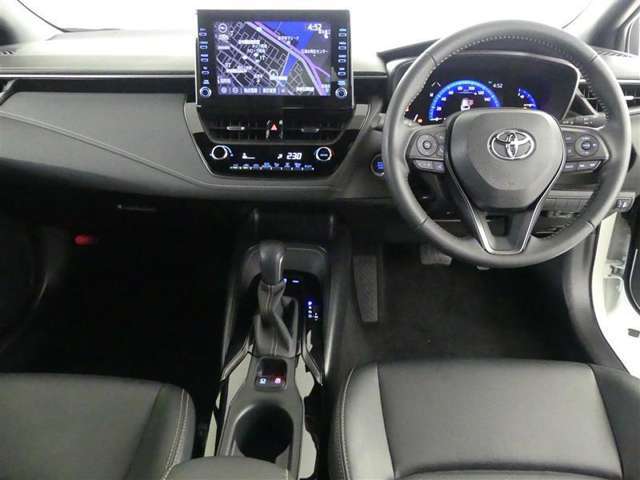見通しのよいすっきりとした視界で、誰でも運転しやすいです。運転のしやすさは疲れにくさにも繋がりますよ♪