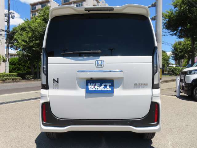 業者専用オークションにて第三者機関が査定した車両を購入前に弊社で目利きをして問題ないと判断された車両を厳選して仕入れしております。　今までもこれからも高品質・低価格をモットーに価格設定しております！