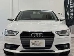 ワンオーナー　禁煙車　ユーザー買取　4WD　ETC　クリアランスソナー　バックカメラ　ナビ　TV　アルミホイール　オートライト　HID　AT　シートヒーター　スマートキー　電動格納ミラー