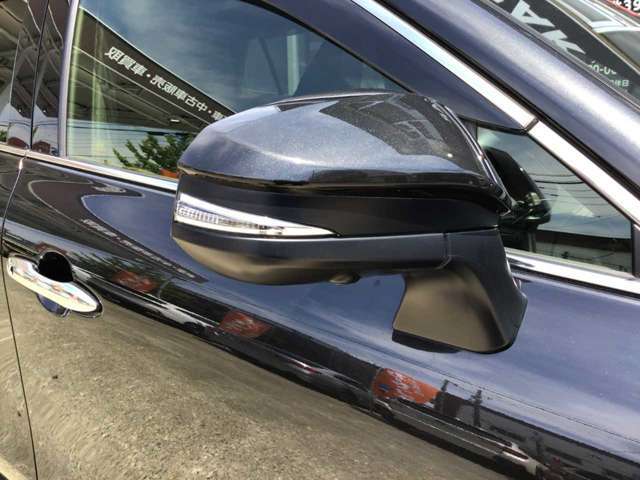 ウィンカーミラーで更にスタイリッシュで存在感も〇！対向車からの視認性アップで安全性も高まります☆