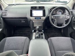 グループ総在庫数約30，000台！！全国の系列店からメーカー・車種問わずご紹介出来るので、あなたにピッタリのお車が見つかるはずです♪まずはお問い合わせ下さい☆