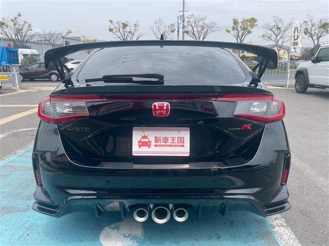 ★日本全国納車可能★北は北海道～南は沖縄全国への販売実績が御座いますので遠方の方もご安心下さい。提携陸送会社の専属ドライバーが安全にお届け致します。お気軽にご相談下さい！