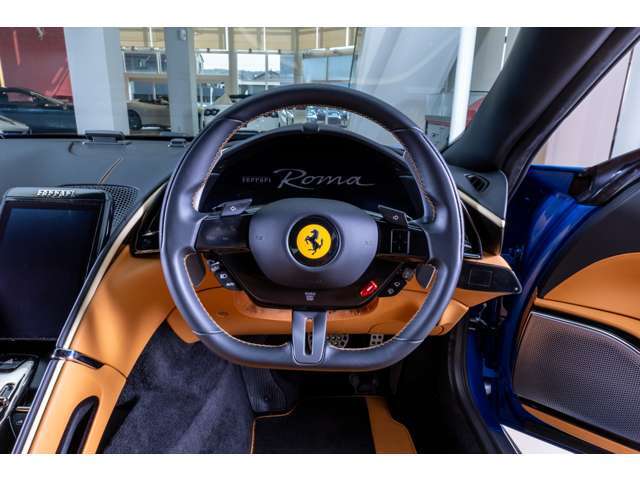希少な右ハンドル車です。