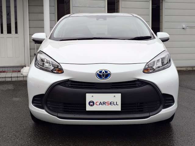 純正ナビ　バックカメラ　セーフティセンス　衝突軽減　PCS　LTA　レーダークルーズ　PKSB　前後クリアランスソナー　LEDヘッド　オートハイビーム　スマートキー　AC100V電源　ETC　禁煙車