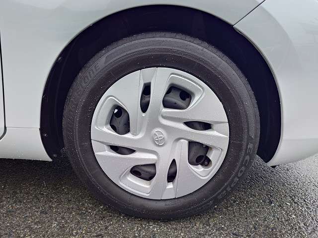 純正ナビ　バックカメラ　セーフティセンス　衝突軽減　PCS　LTA　レーダークルーズ　PKSB　前後クリアランスソナー　LEDヘッド　オートハイビーム　スマートキー　AC100V電源　ETC　禁煙車