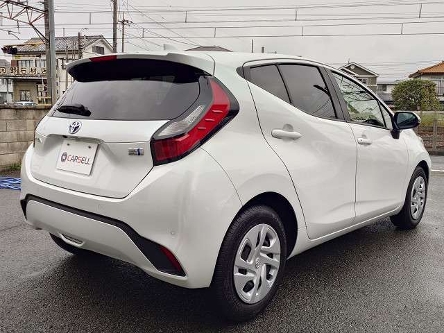 純正ナビ　バックカメラ　セーフティセンス　衝突軽減　PCS　LTA　レーダークルーズ　PKSB　前後クリアランスソナー　LEDヘッド　オートハイビーム　スマートキー　AC100V電源　ETC　禁煙車