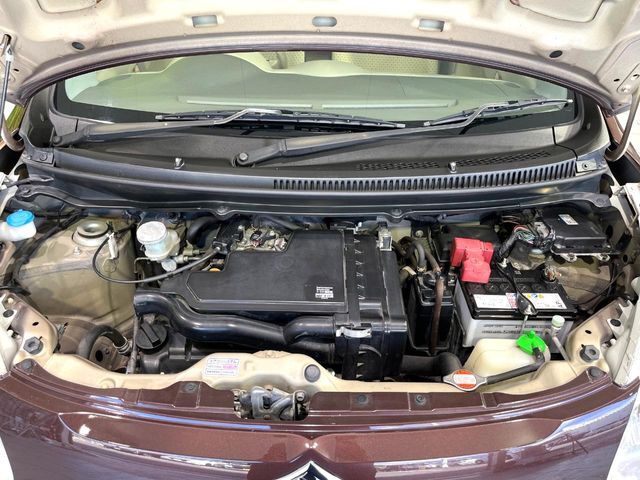 親切・丁寧な専門メカニックスタッフが応対！・車検・点検整備・事故等の修理などアフターサービスも安心。お車のカスタマイズもネクステージのサービススタッフまでご相談ください！