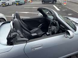 ご覧頂きありがとうございます！お車の詳細に付きましてはお気軽にお問い合わせください！！