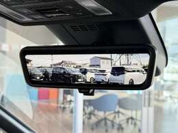 デジタルインナーミラーは障害物の確認などに役立ちます♪