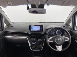 ◆【インパネ全体】全方位で視界が広く、高い目線で運転もしやすいです！