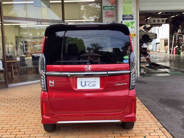 只今キャンペーン中！合言葉は「カーセンサー見たよ」で成約車にガラスコーティング施工を半額サービス！