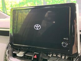 【ディスプレイオーディオ】お持ちのスマホやMP3プレイヤーとの無線接続で音楽再生が可能！コードで繋ぐわずらわしさも無く、手軽にお気に入りの音楽を楽しめます。