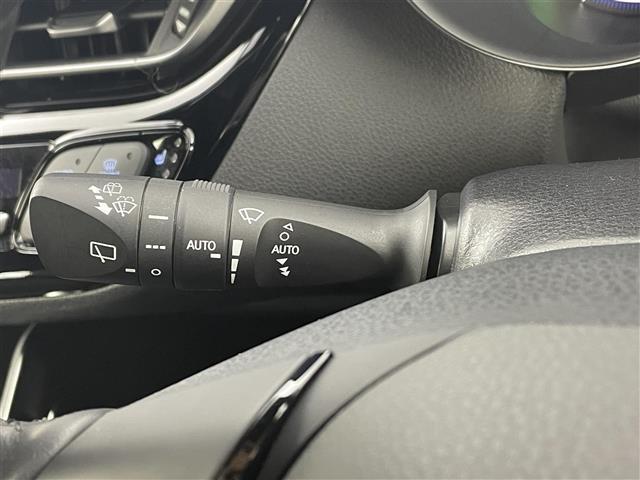 【運転席操作部】快適なドライブを楽しむための機能が装備されています！運転席から触れるので、使いやすいです！除菌プランいれていただくと、さらに清潔で安心していただけます！