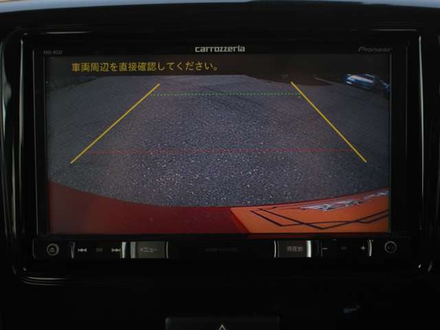 ナビ搭載ですので道に迷うことなく楽しくドライブ！Bカメラも装備しており駐車もラクラクです★