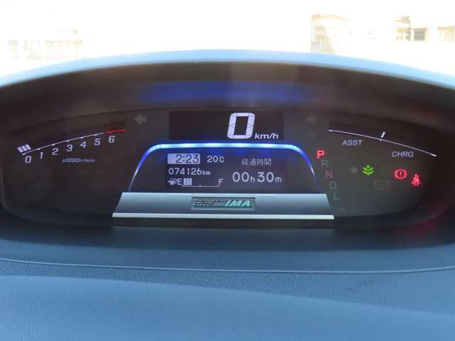 朝10：00～夜19：00まで営業しております♪お仕事帰りでもしっかり車をご確認頂ける様、夜でも明るい展示場です＾＾048-960-6666！