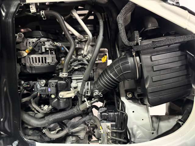 エンジンルーム公開！