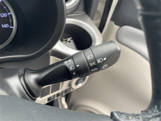 こちらメーター周りの写真になります。第三者機関でしっかりチェックをしております。ガリバーではメーター改ざん、走行不明の車は一台もありません。お客様が安心できる車両のみを取り扱っております！