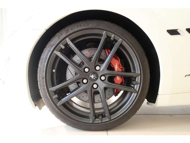 新車・中古車キャンペーン実施中！高年式から低年式まで数多く揃えております。乗出し総額やご希望金額等メールお電話にてご相談お問い合わせ下さい。