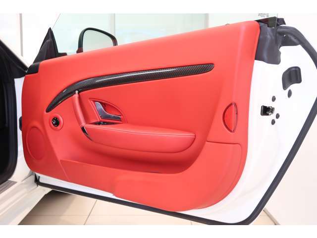 新車・中古車キャンペーン実施中！高年式から低年式まで数多く揃えております。乗出し総額やご希望金額等メールお電話にてご相談お問い合わせ下さい。