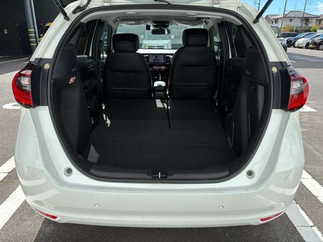 ボディコーティングや撥水ガラスコート、エアコン洗浄など。いつも乗る車はやっぱりきれいでないとですね★