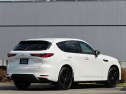 ☆試乗車　禁煙車　ロジウムホワイトプレミアムメタリックのCX-60☆