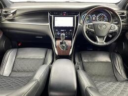 ・純正ディーラーナビ/TV/CD/DVD/Bluetooth/SD・バックカメラ・レーンディパーチャーアラート・横滑り防止・クルーズコントロール・ハーフレザーシート・運転席パワーシート