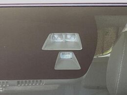 【i-ACTIVESENSE】走行中に前方の車両等を認識し、衝突しそうな時は警報とブレーキで衝突回避と被害軽減をアシスト。より安全にドライブをお楽しみいただけます。