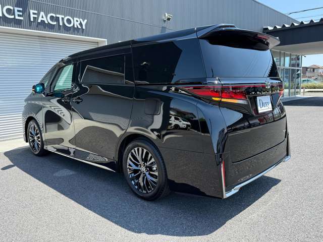 中古車にも安心を！安心安全・快適なカーライフをお送り頂けます☆納車前にはしっかり自社の国の指定・認証工場にて点検・整備を行います！バッテリー・ワイパーゴム・オイル・その他交換が必要なものは交換します☆