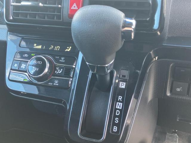 お車に合わせて無料保証以外にも、保証範囲、期間、距離を拡充させた有料保証もご用意しております！中古車の購入が初めてで不安・・・というお客様もご安心ください！