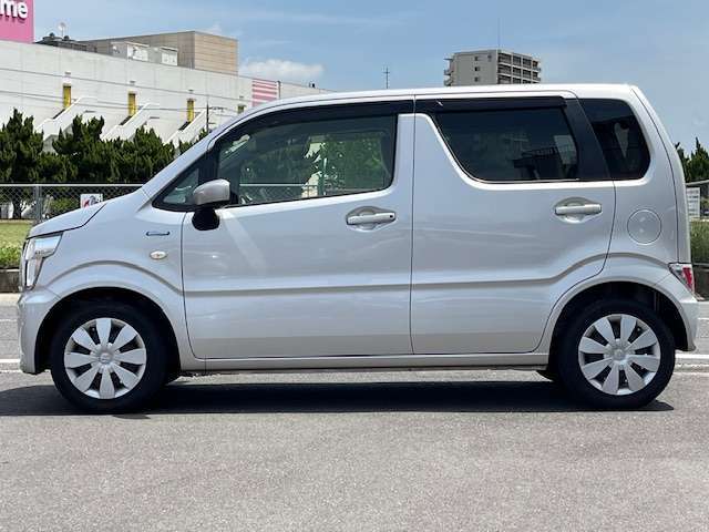 【販売】お車のご購入が初めての方や、お車に詳しくない方でも分かりやすいご説明を心がけております☆お客様を中心に、地元スタッフが出来る限りのサービスでお応え致します(^з^)-☆