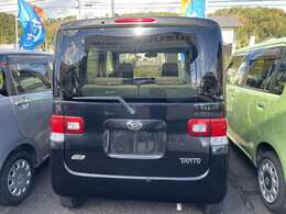 県外からご購入のお客様はナンバー取得代と登録手数料として総額表示より別途1万円を頂戴します。