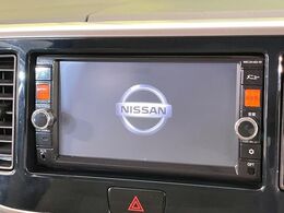 【純正ナビ】人気の純正ナビを装備。オーディオ機能も充実しており、Bluetooth接続すればお持ちのスマホやMP3プレイヤーの音楽を再生可能！毎日の運転がさらに楽しくなります！！