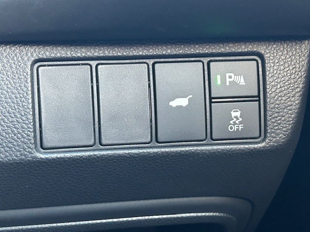 運転席操作部スイッチの画像です。