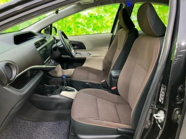 WECARSでは各商談席に大型モニターをご用意しております！見やすい大画面でゆったりと全国の在庫をご覧いただけます！是非ご来店お待ちしております！