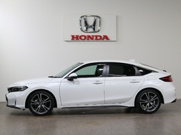 ボディカラーはプラチナホワイトパールです。