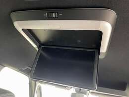 【後部座席操作部】後部座席を快適に過ごしていただくための便利な装備が付いています！